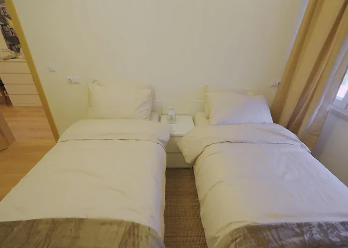 Διαμέρισμα Charming 94d, Next To Metro