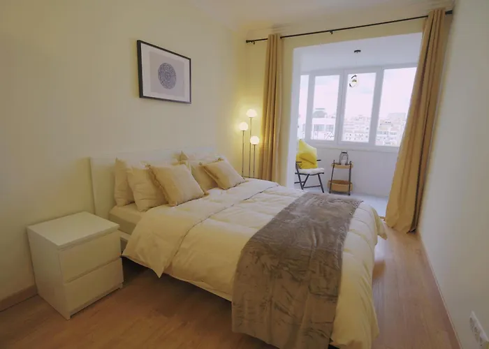 Charming 94d, Next To Metro Lisboa