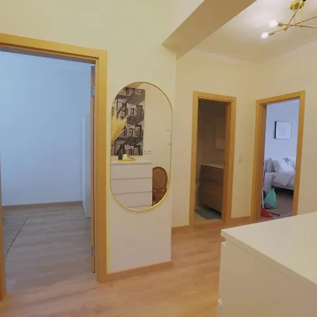 Charming 94d, Next To Metro * Lisboa