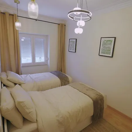 Charming 94d, Next To Metro