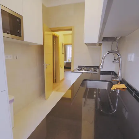 Charming 94d, Next To Metro Lisboa