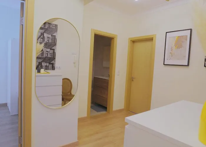 Apartment Charming 94d, Next To Metro