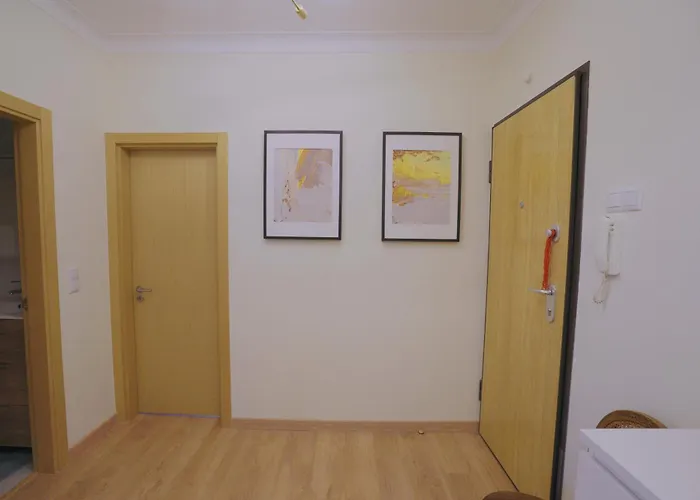 Apartment Charming 94d, Next To Metro