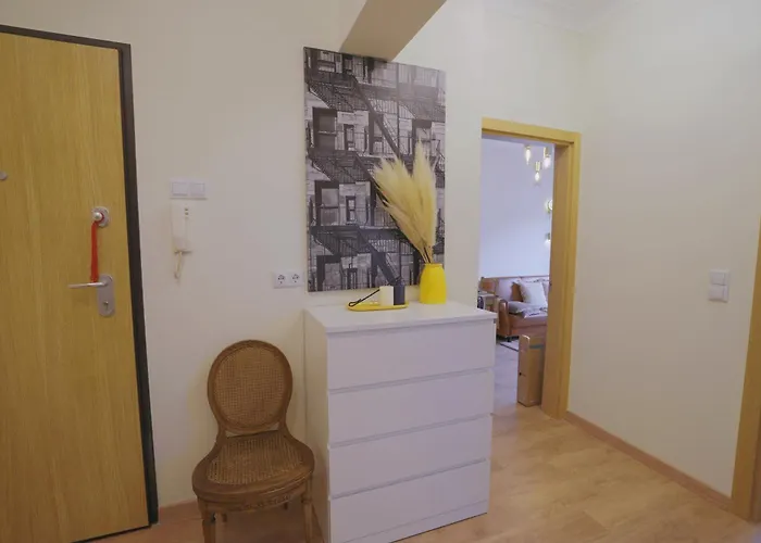 Apartment Charming 94d, Next To Metro