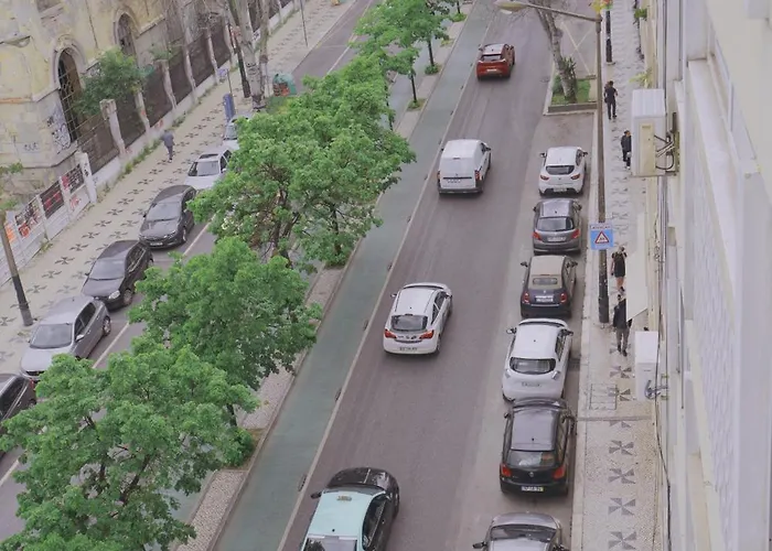 Apartment Charming 94d, Next To Metro Lisbon