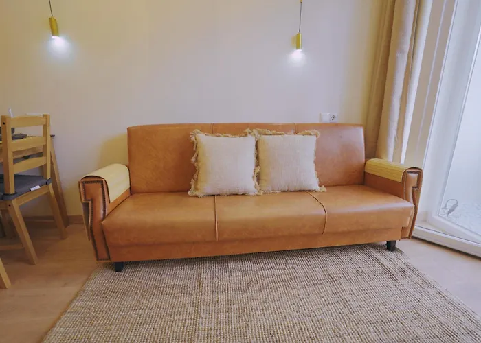 Charming 94d, Next To Metro Apartment