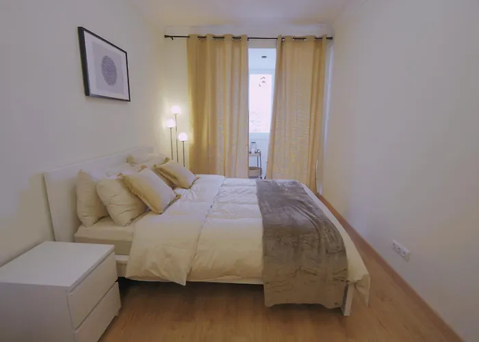 Charming 94d, Next To Metro * Lisbon