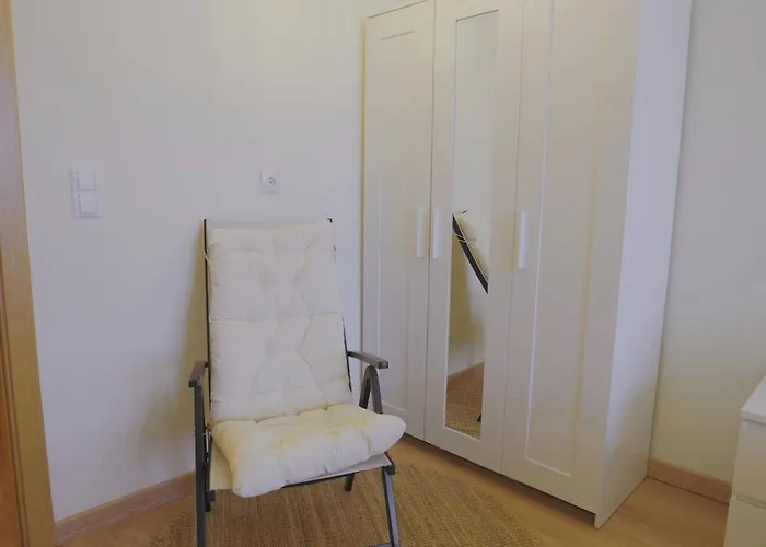 Charming 94d, Next To Metro Lisbon