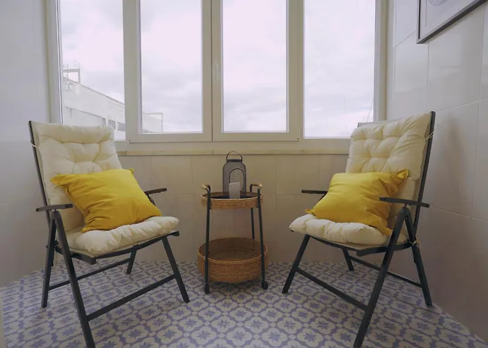 Charming 94d, Next To Metro Lisbon