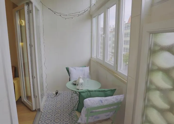 Charming 94d, Next To Metro Lisbon