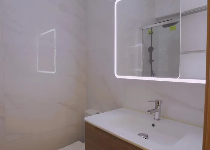 Charming 94d, Next To Metro Lisbon