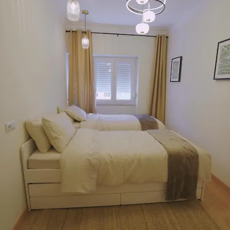 Charming 94d, Next To Metro * Lisboa