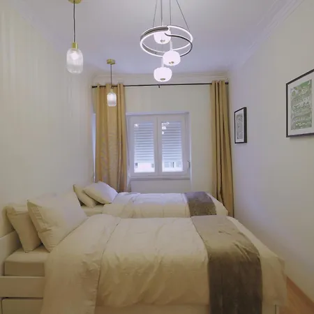 Charming 94d, Next To Metro * Lisboa