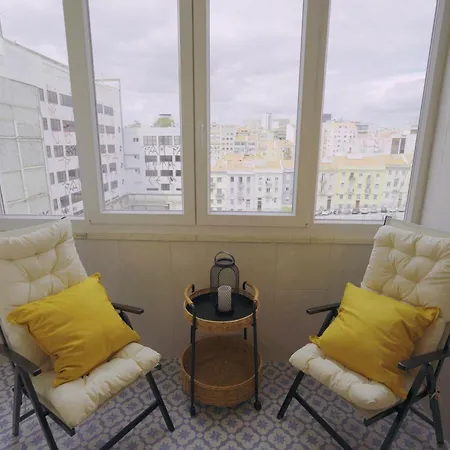 Lägenhet Charming 94d, Next To Metro Lisboa